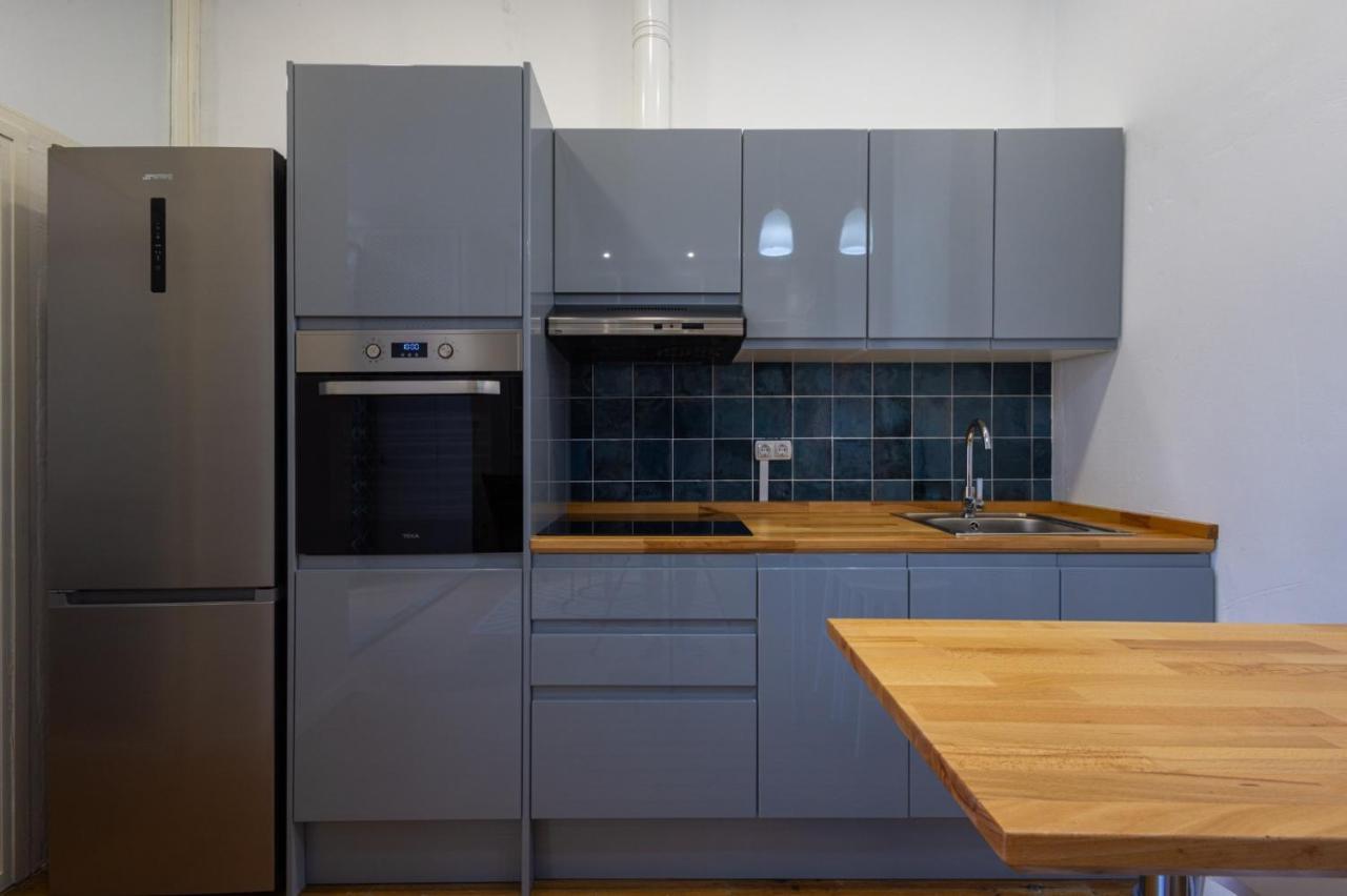 Florit Flats - The Vella Apartment Valence Extérieur photo